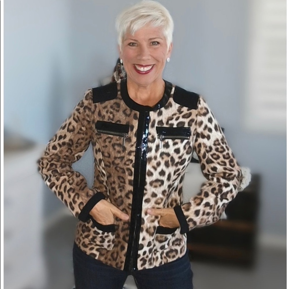 BEAUTIFUL NWT Chico’s leopard print jacket